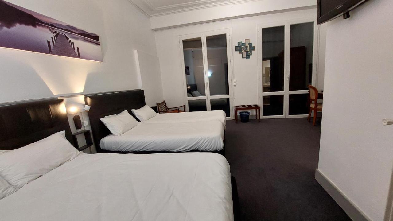 Hotel Du Palais 2*